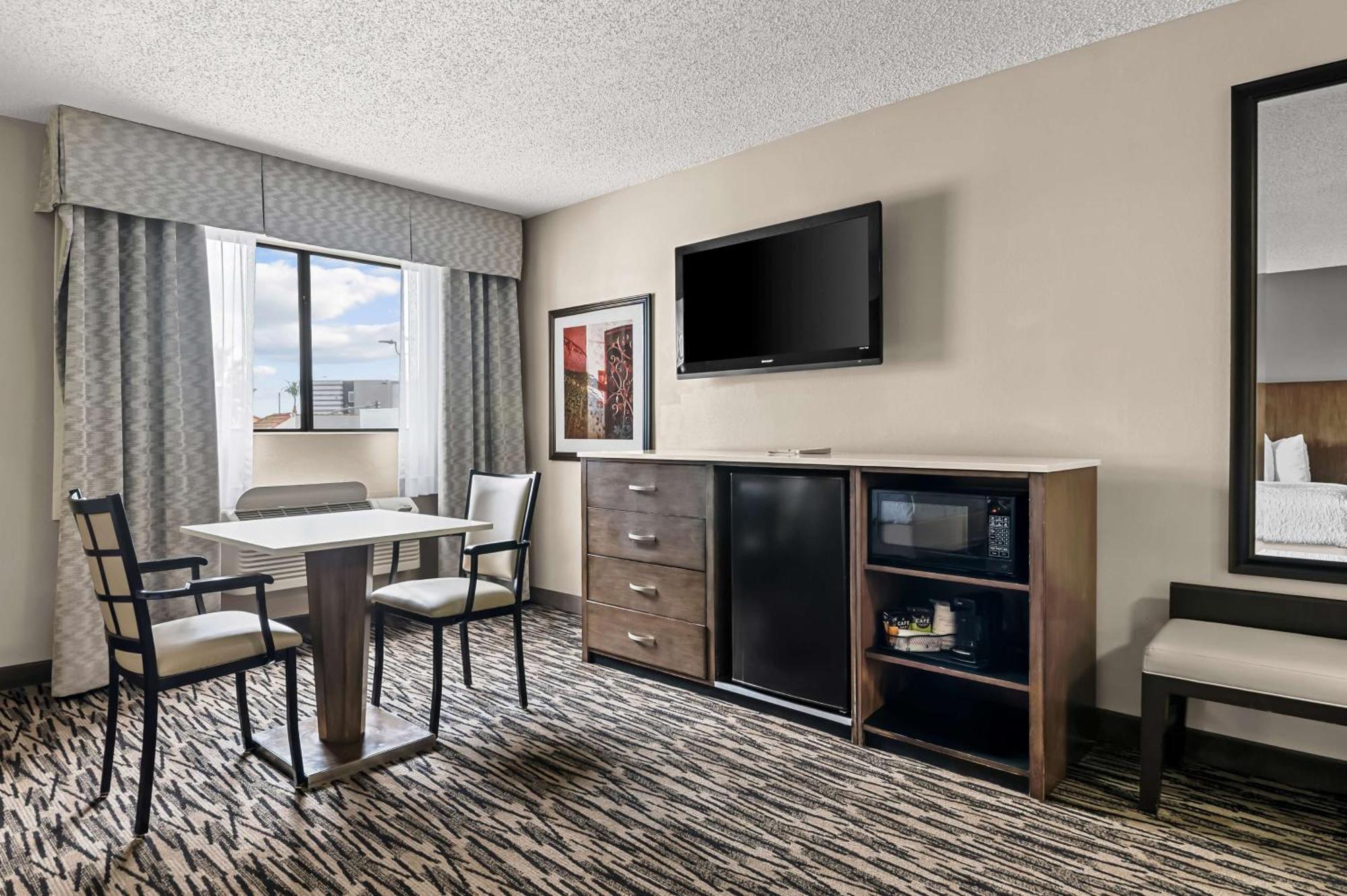 Best Western Los Alamitos Inn & Suites Esterno foto